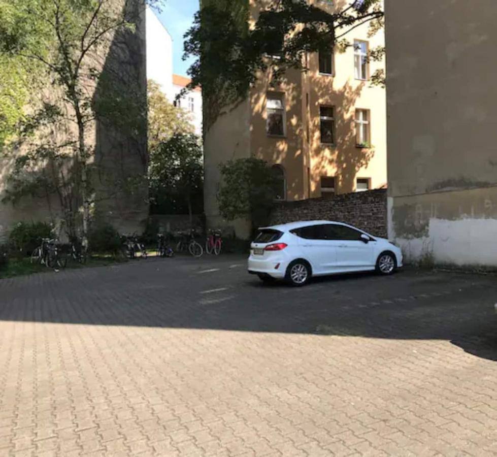 Designer Central Apartment With Terrace & Free Parking Берлин Экстерьер фото