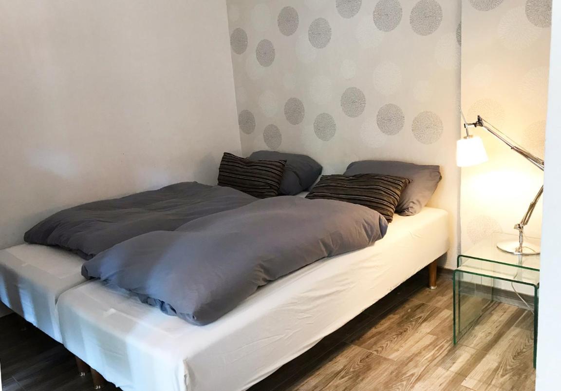 Designer Central Apartment With Terrace & Free Parking Берлин Экстерьер фото